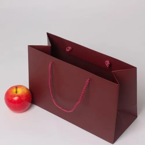 Пакет 31x20x13, бордо, витой шнур, картон VIP