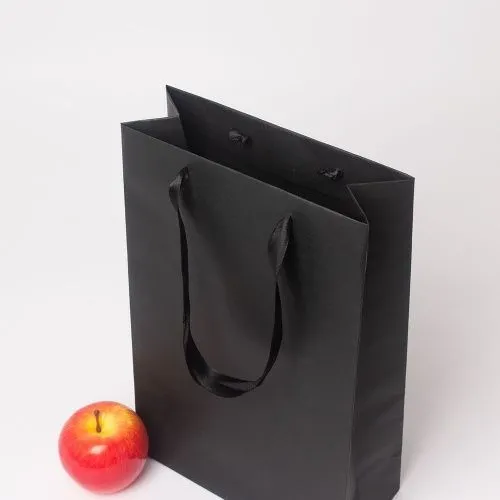 Пакет 23x36x10, черный, лента, эфалин VIP