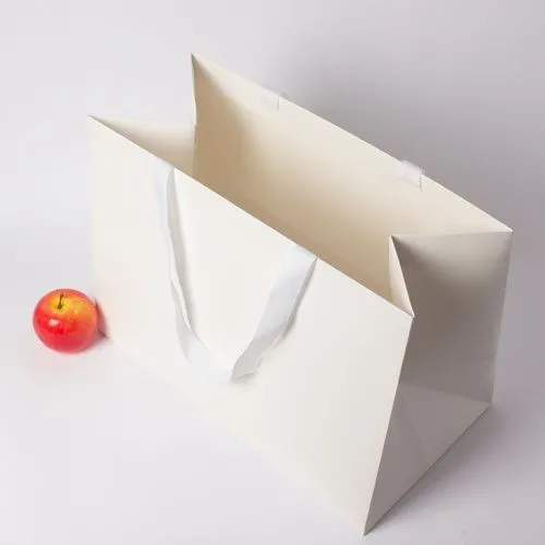 Пакет бумажный, 45x32x24, белый матовый, с вклееной ручкой