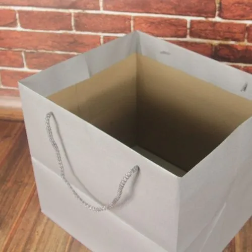 Пакет 33x30x28, серебро, плотный крафт