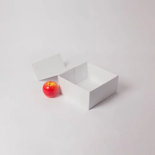 Коробка самосборная на магнитах 21х10х20, белый, меловка