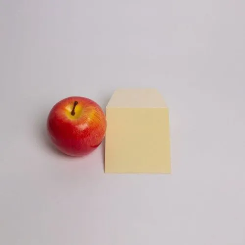 Конверт 9x10, желтый, матовый, меловка
