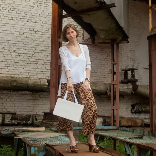 Пакет бумажный, 31x20x13, белый матовый, с вклееной ручкой