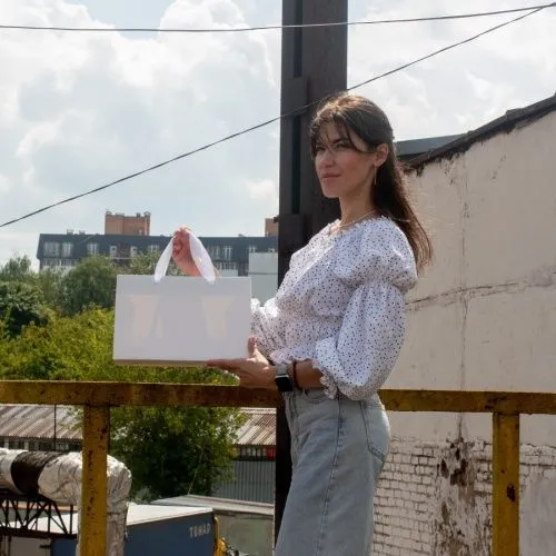 Пакет 31x20x13, белый, лента, картон VIP