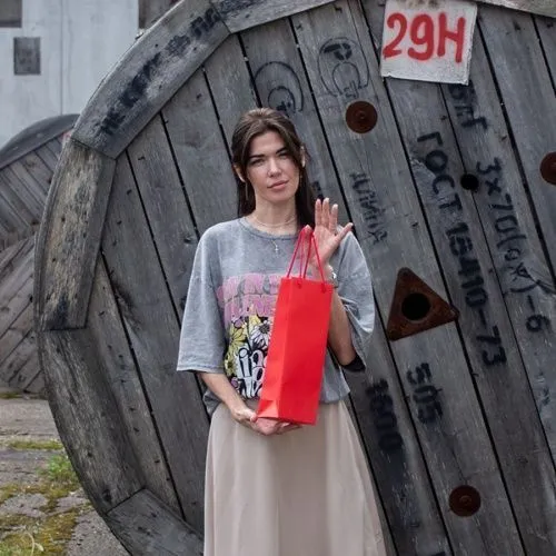 Пакет 11x34x9, красный, меловка