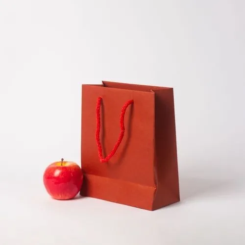 Пакет 19x23x9, красный, плотный крафт